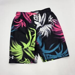 Under Armour boys' swim trunks size S
